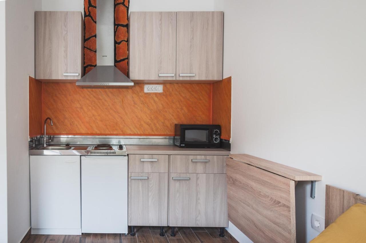 Apartmaji Hrast - Podbela エクステリア 写真