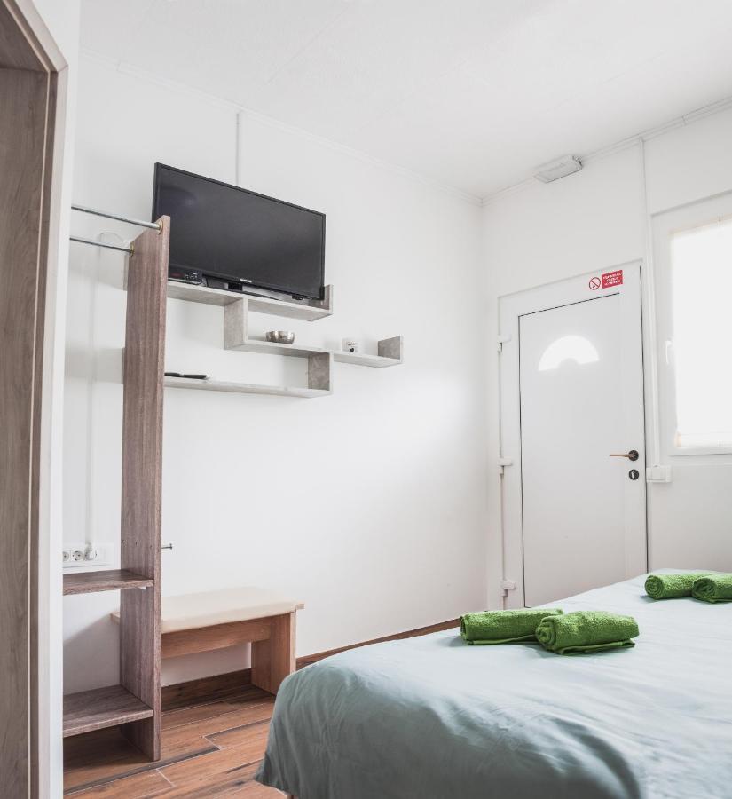 Apartmaji Hrast - Podbela エクステリア 写真